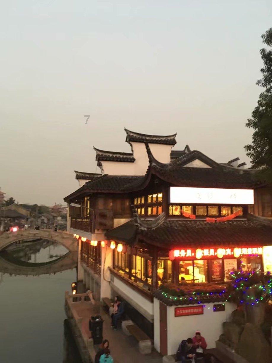 逃离海岛村